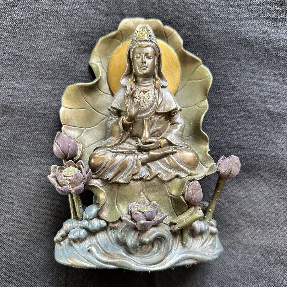 Kuan Yin Meditation Sculpture Statue. Pacific Giftware. Cold Cast. Lotus Flowers